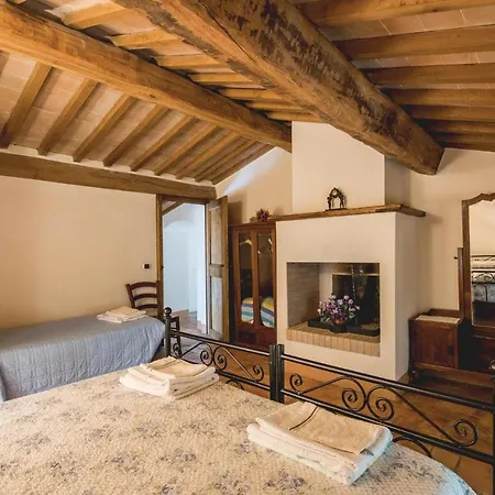 Fonterucola 3 Holiday home Camporsevoli